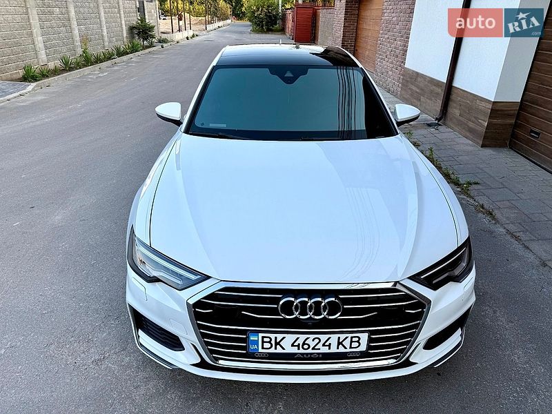 Седан Audi A6 2020 в Рівному