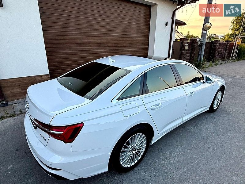 Седан Audi A6 2020 в Рівному