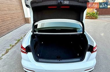 Седан Audi A6 2020 в Рівному