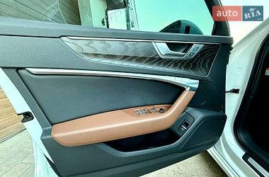 Седан Audi A6 2020 в Рівному