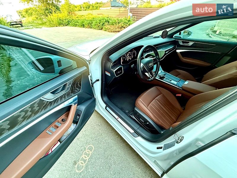 Седан Audi A6 2020 в Ровно