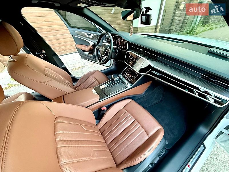 Седан Audi A6 2020 в Ровно