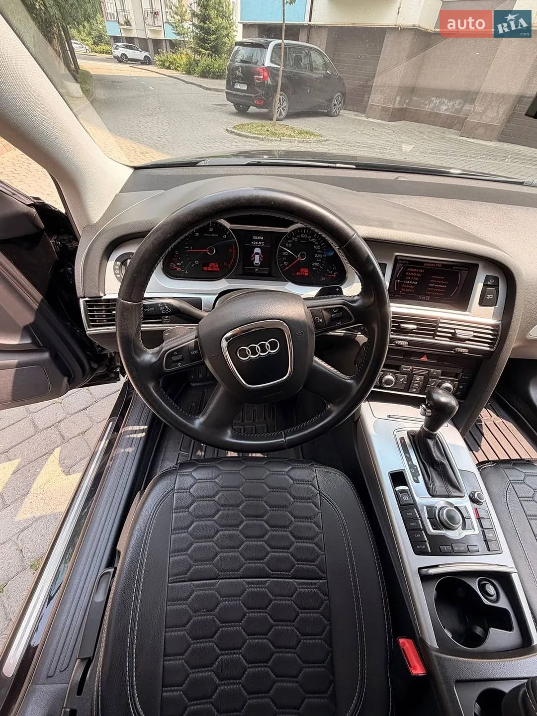 2010 Audi A6 - мініатюра 19