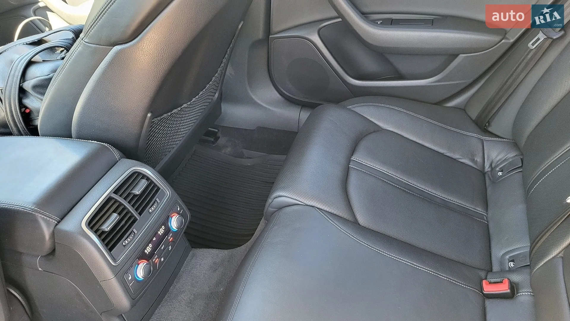 2011 Audi A6 - мініатюра 24