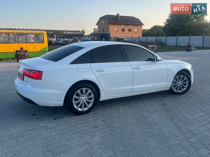 Седан Audi A6 2014 в Бродах