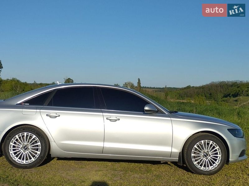 Седан Audi A6 2012 в Гайсине