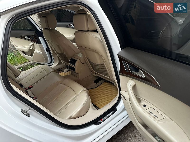 Седан Audi A6 2016 в Львові