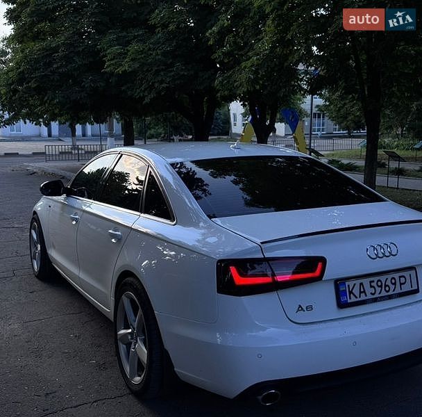 Седан Audi A6 2011 в Кривому Розі
