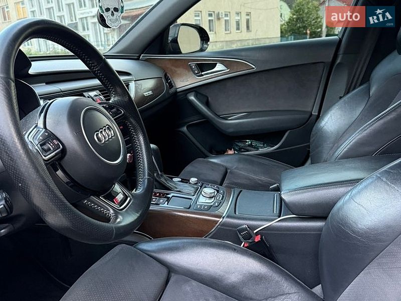 Седан Audi A6 2016 в Воловце