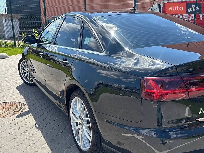 Седан Audi A6 2015 в Киеве