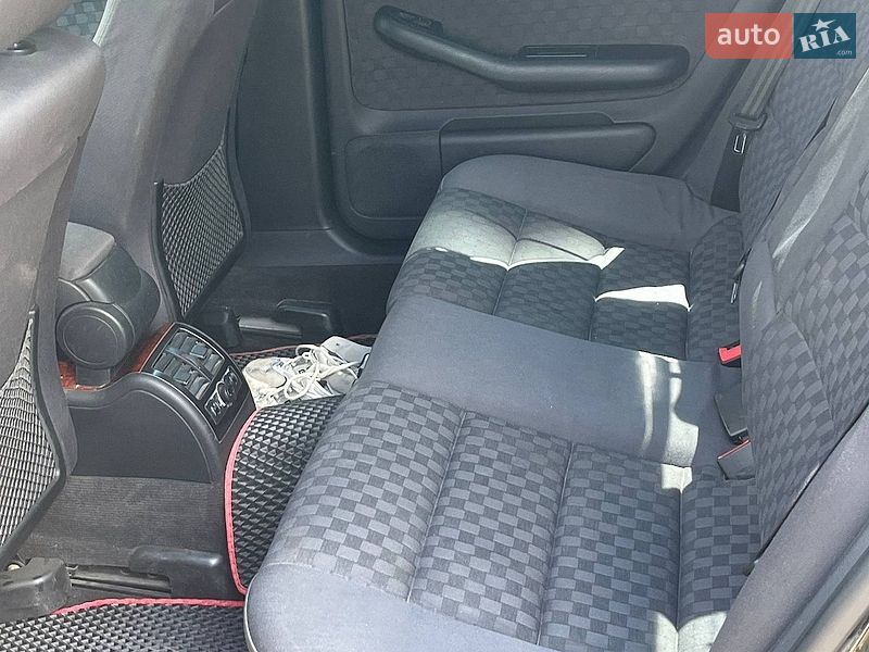 Седан Audi A6 2002 в Піщанці