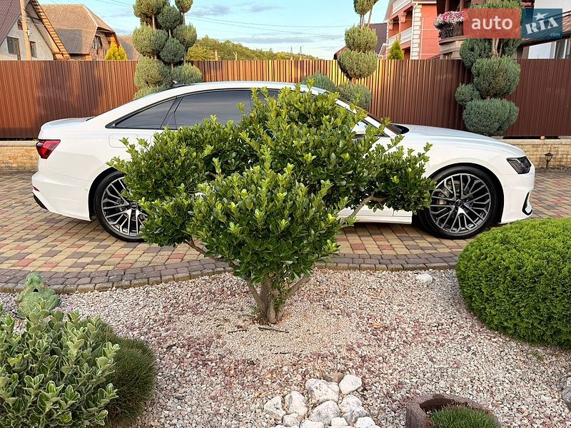Седан Audi A6 2019 в Мукачево