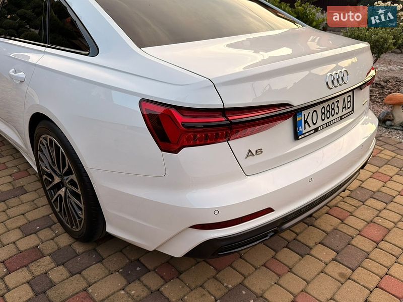Седан Audi A6 2019 в Мукачево