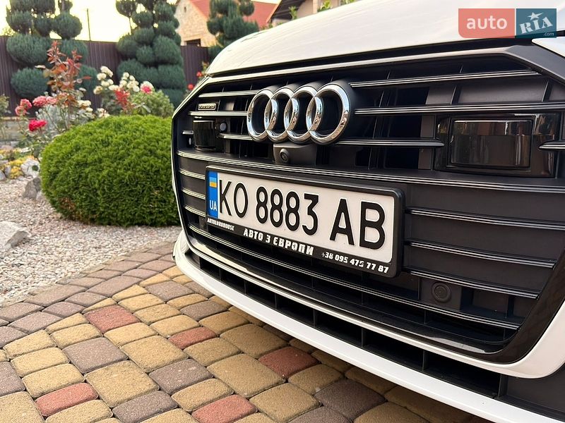 Седан Audi A6 2019 в Мукачево