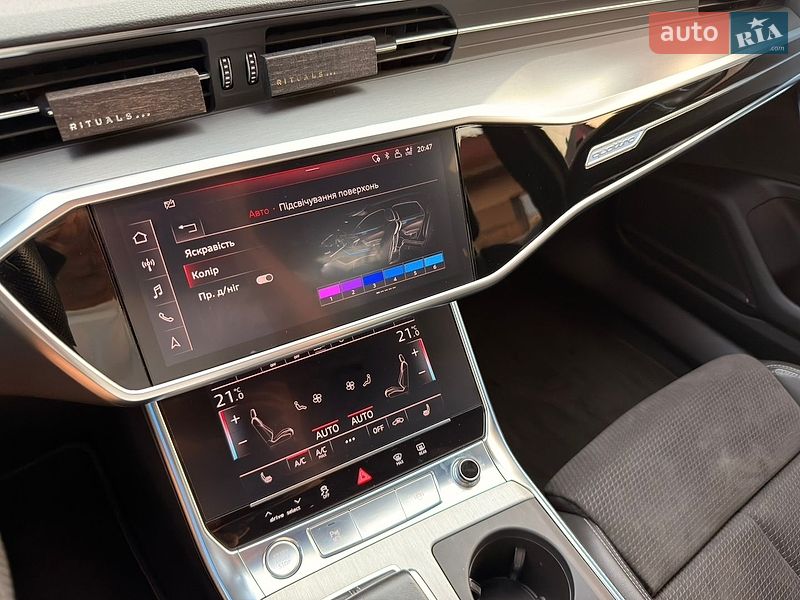 Седан Audi A6 2019 в Мукачево