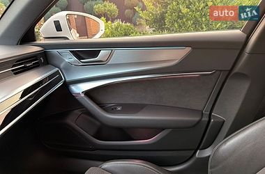 Седан Audi A6 2019 в Мукачево