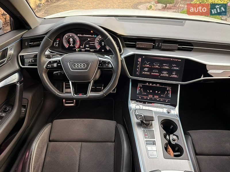 Седан Audi A6 2019 в Мукачево