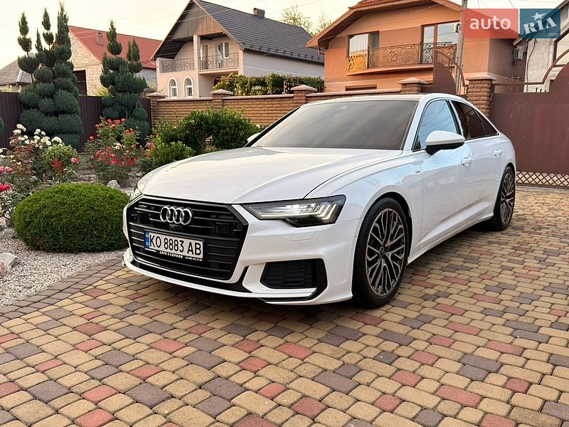 Седан Audi A6 2019 в Мукачево