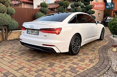 Седан Audi A6 2019 в Мукачево