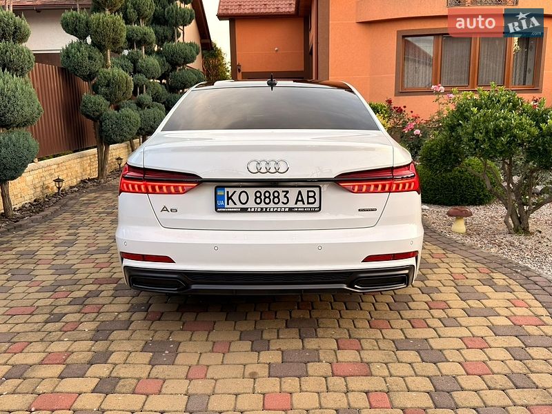 Седан Audi A6 2019 в Мукачево