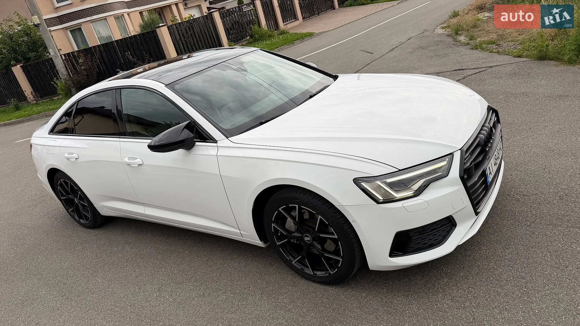 Audi A6 2019 VIN WAUD8AF25KN129542 фото оголошення 2 з 12