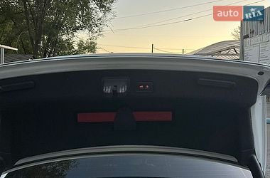 Седан Audi A6 2015 в Запоріжжі