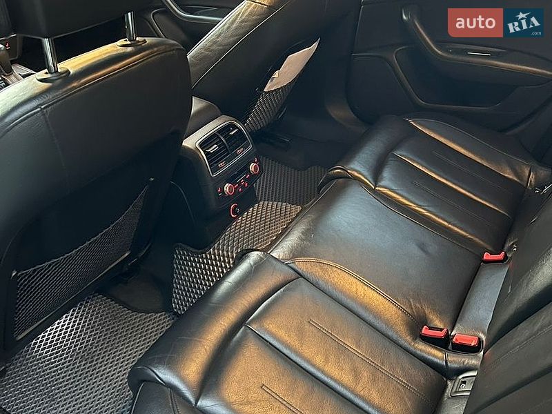 Седан Audi A6 2015 в Запоріжжі