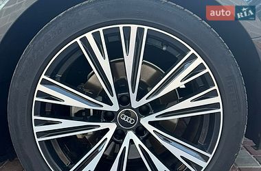 Седан Audi A6 2019 в Прилуках