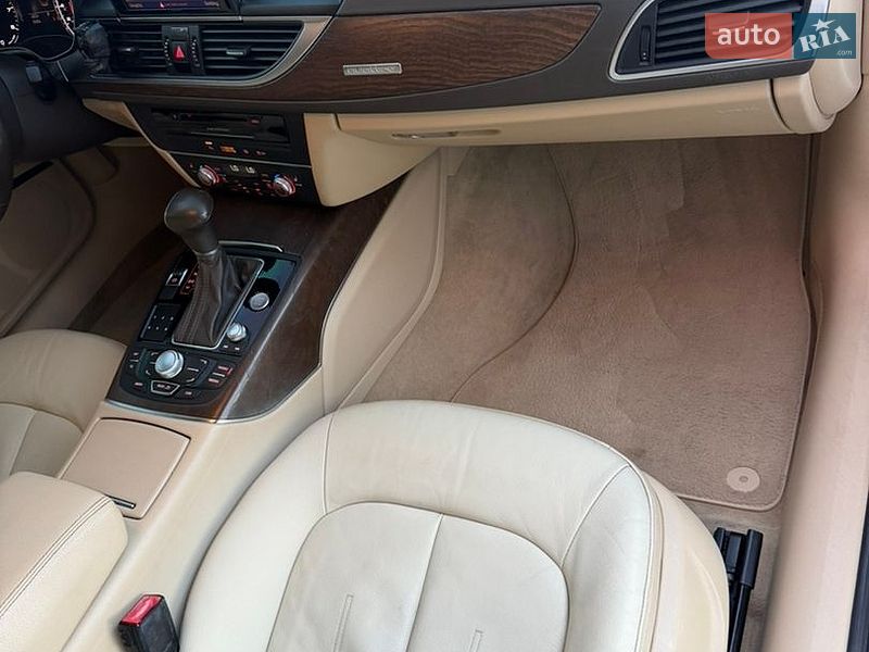 Седан Audi A6 2014 в Києві