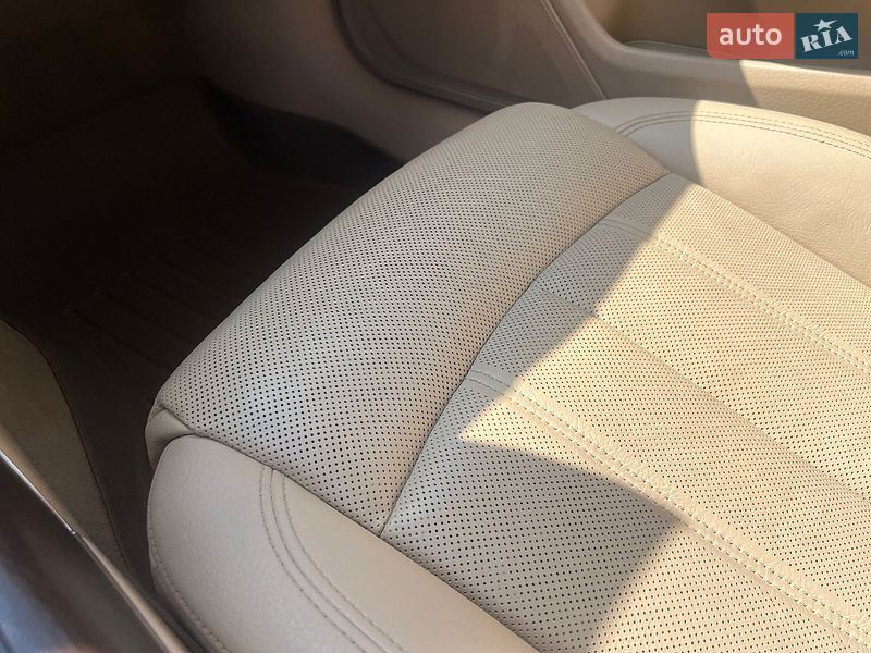 Седан Audi A6 2015 в Ровно