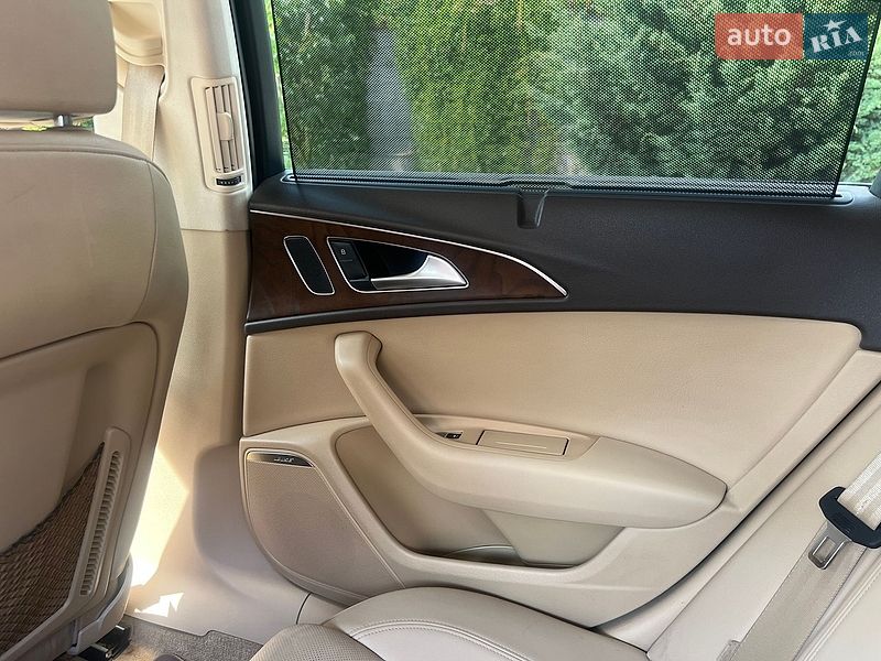 Седан Audi A6 2015 в Ровно