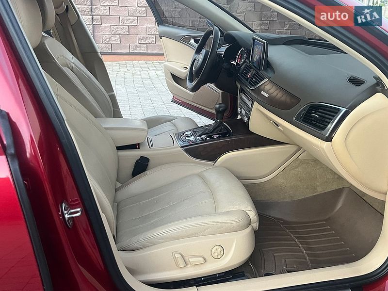 Седан Audi A6 2015 в Ровно