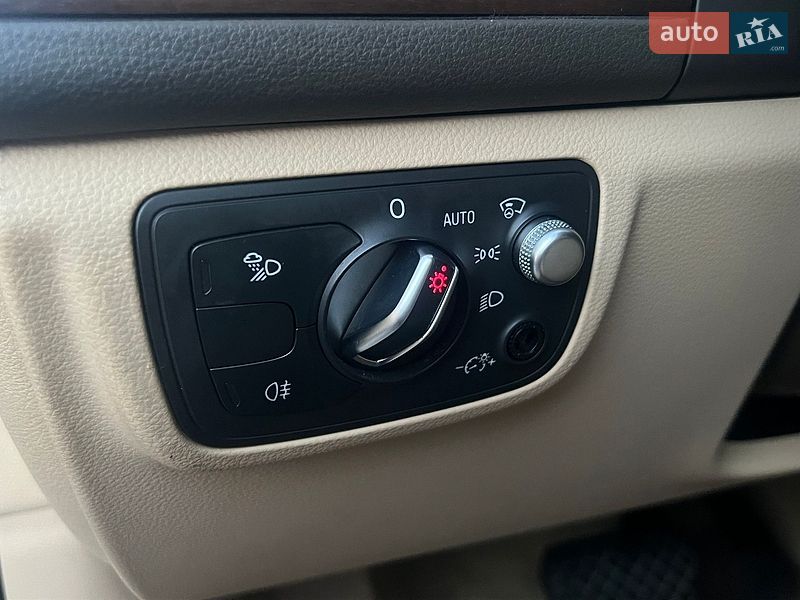 Седан Audi A6 2015 в Ровно