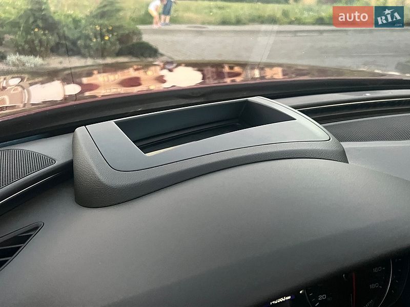 Седан Audi A6 2015 в Ровно