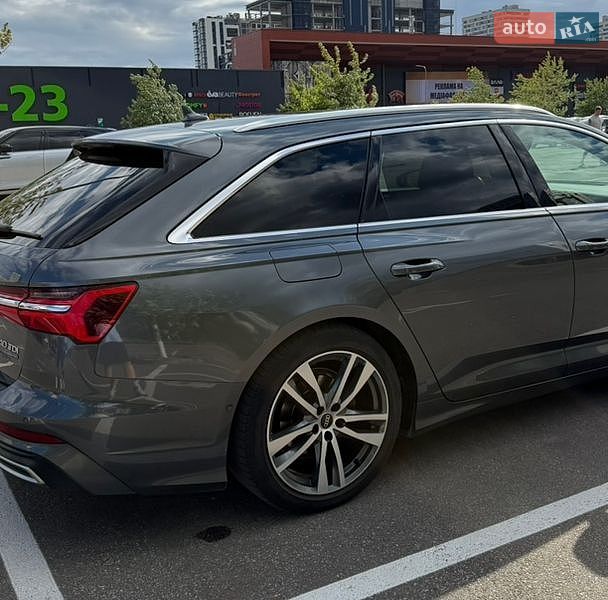 Универсал Audi A6 2021 в Киеве