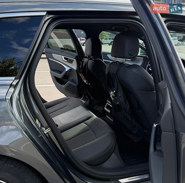 Универсал Audi A6 2021 в Киеве
