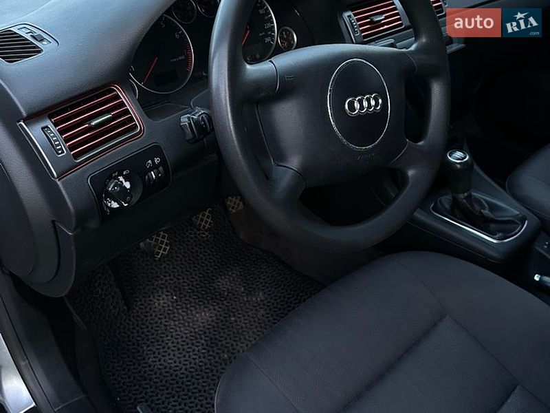Седан Audi A6 2002 в Дубні фото 10 Седан Audi A6 2002 в Дубні
