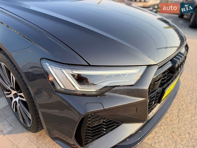 Седан Audi A6 2022 в Львові