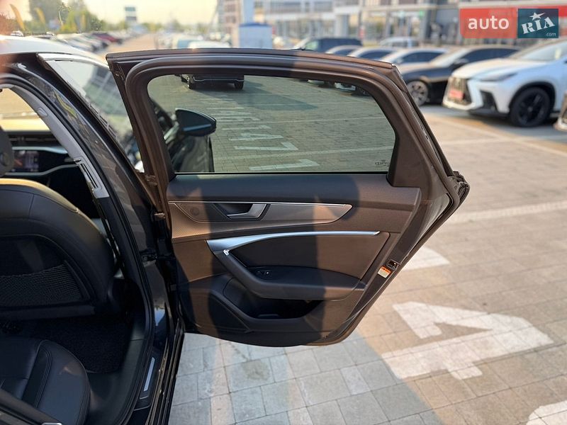 Седан Audi A6 2022 в Львові