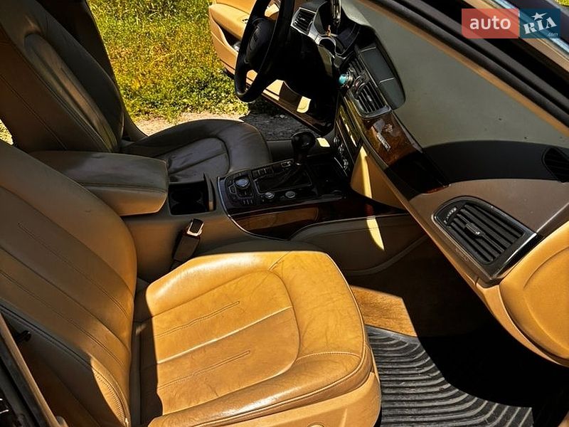 Седан Audi A6 2012 в Бару