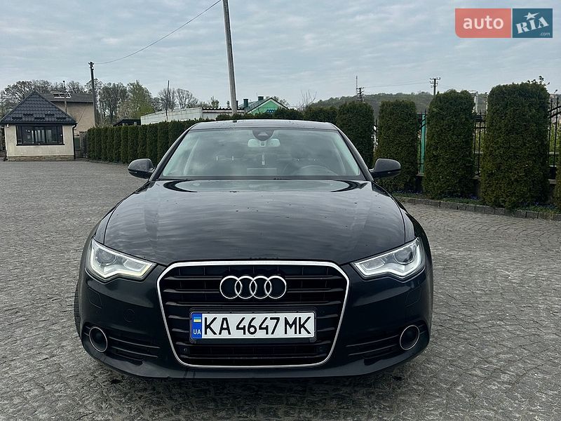 Седан Audi A6 2012 в Жовкві