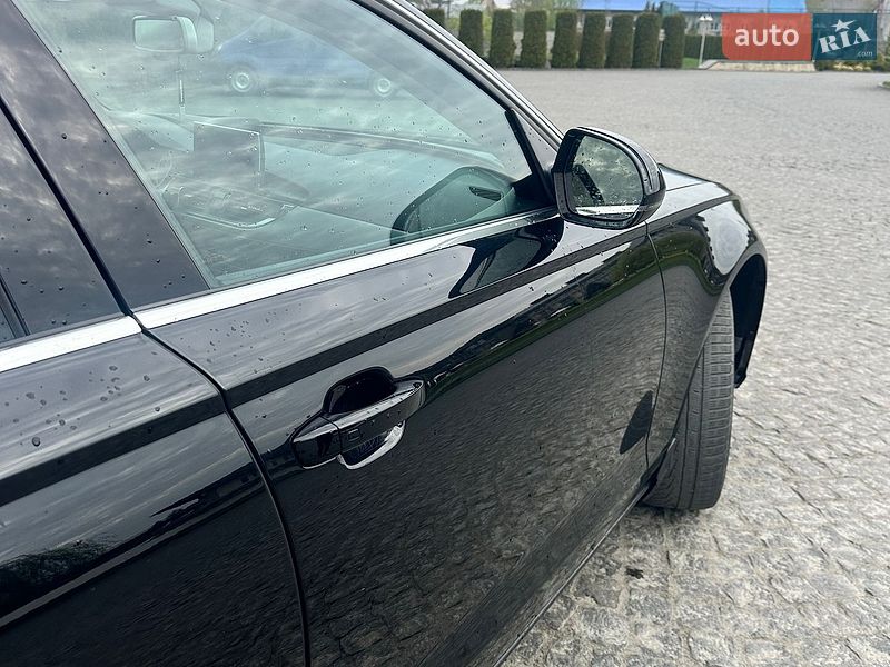 Седан Audi A6 2012 в Жовкві