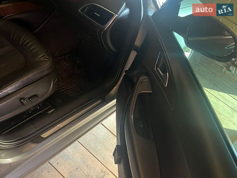 Седан Audi A6 2012 в Сколе
