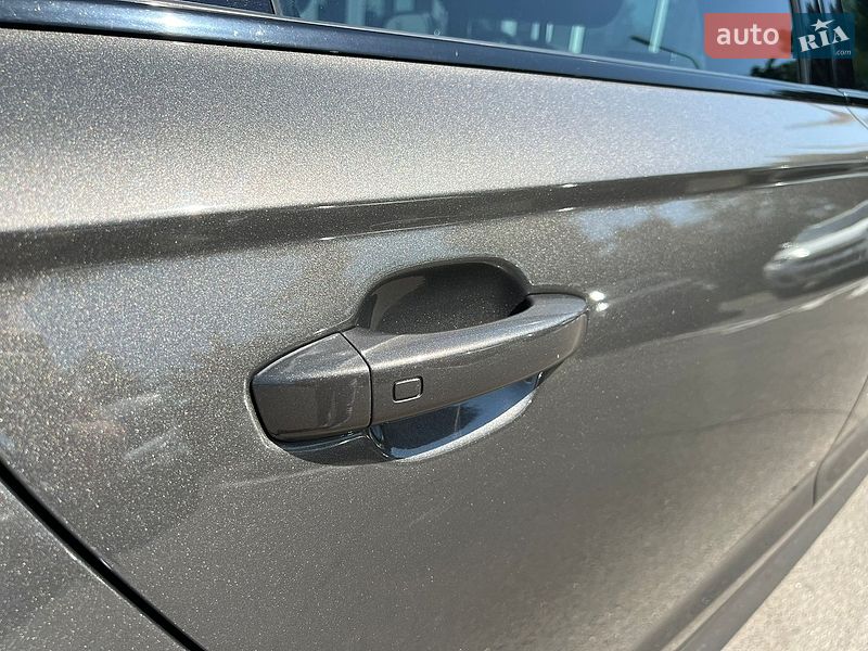 Седан Audi A6 2016 в Рівному