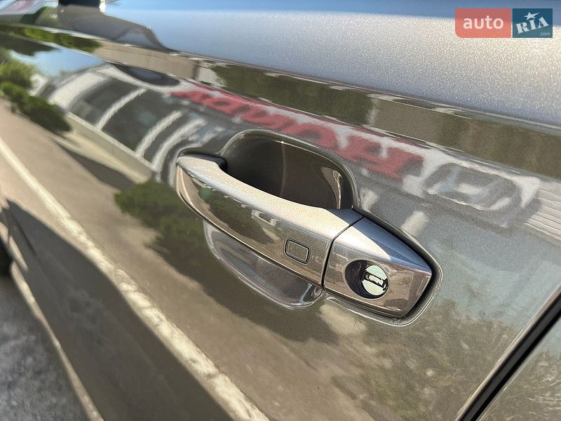 Седан Audi A6 2016 в Рівному
