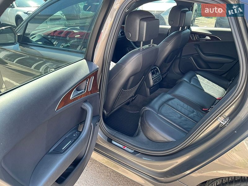 Седан Audi A6 2016 в Рівному
