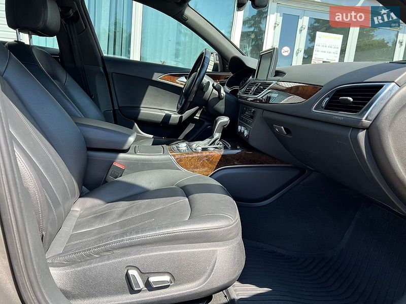 Седан Audi A6 2016 в Рівному