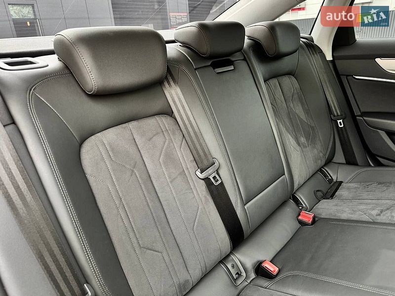 Седан Audi A6 2022 в Кривом Роге