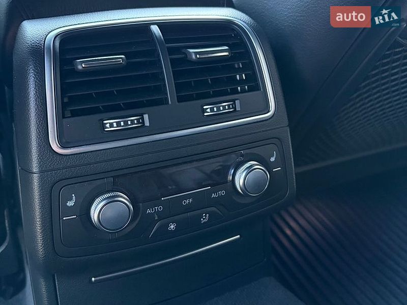 Седан Audi A6 2015 в Киеве