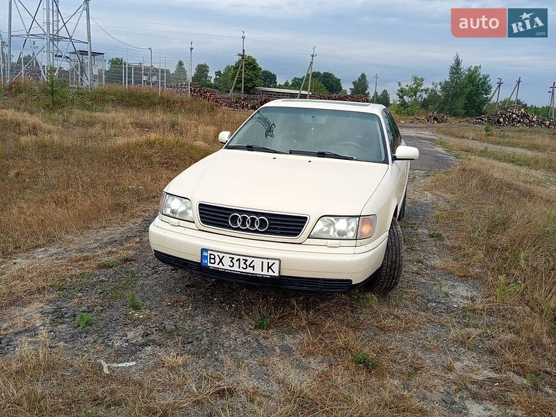 Седан Audi A6 1996 в Зарічному